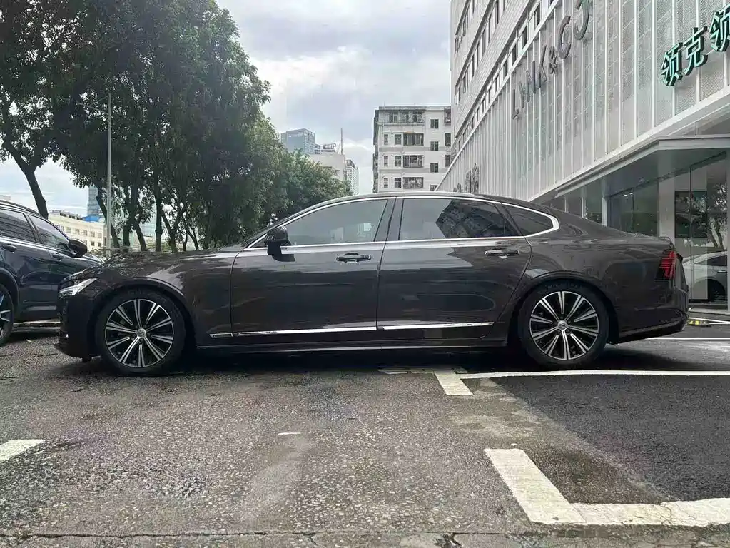 Volvo S90 2022 — фото 7