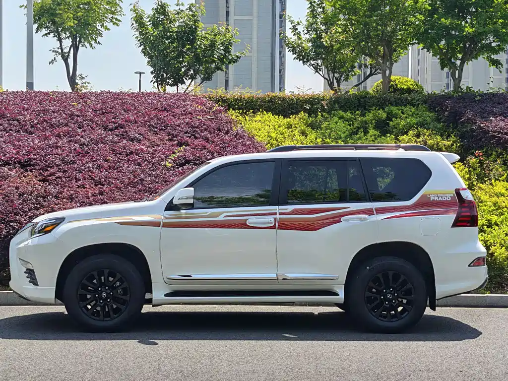 Lexus GX 2023 — фото 3