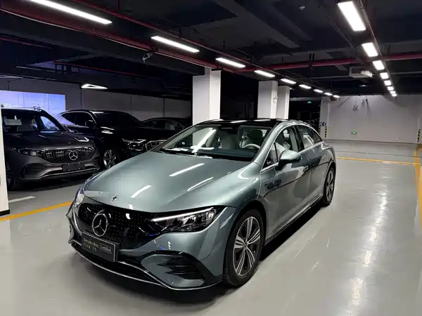 Mercedes-Benz EQE 2025
