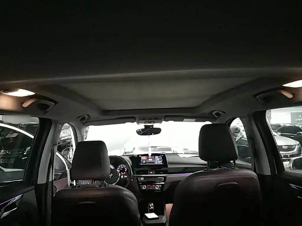 BMW X1 2020 — фото 18