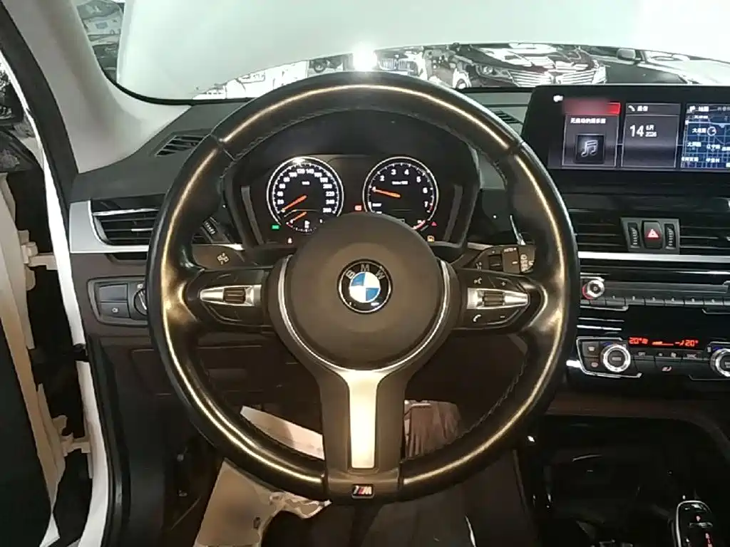 BMW X1 2020 — фото 11