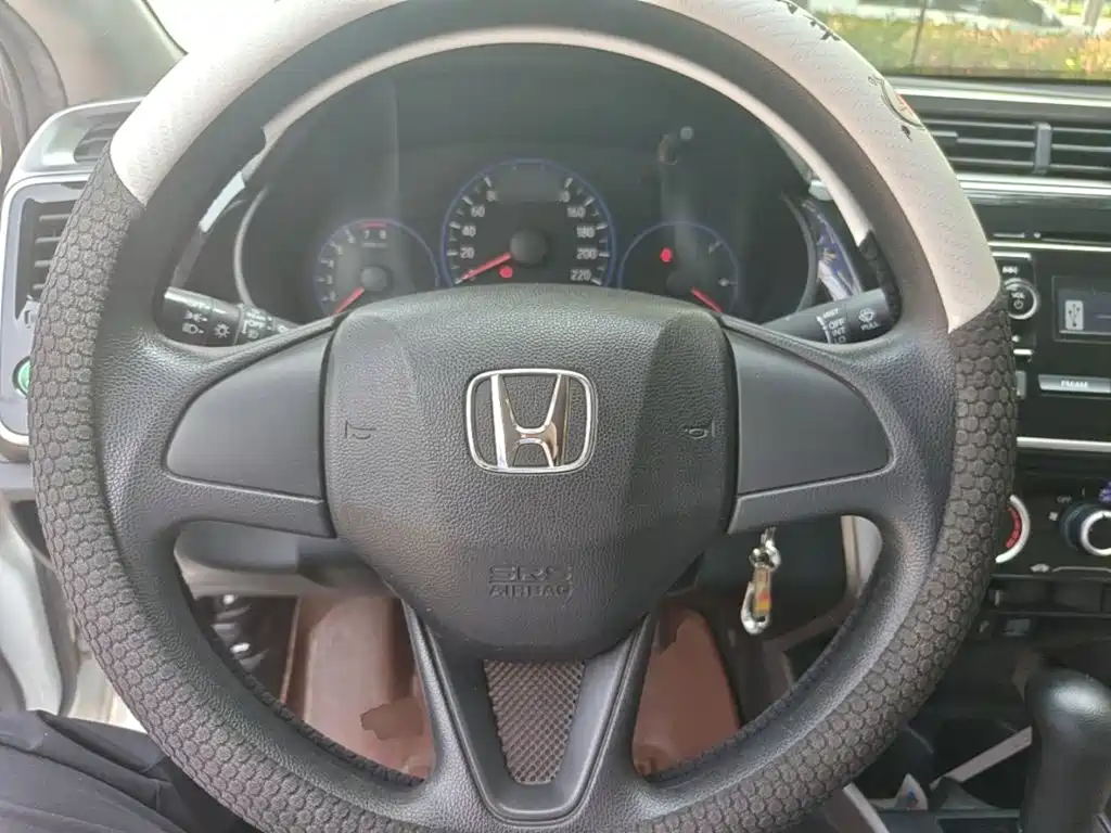 Honda City 2016 — фото 11
