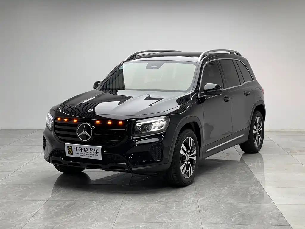 Mercedes-Benz GLB 2024