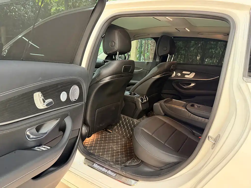 Mercedes-Benz E-Class 2020