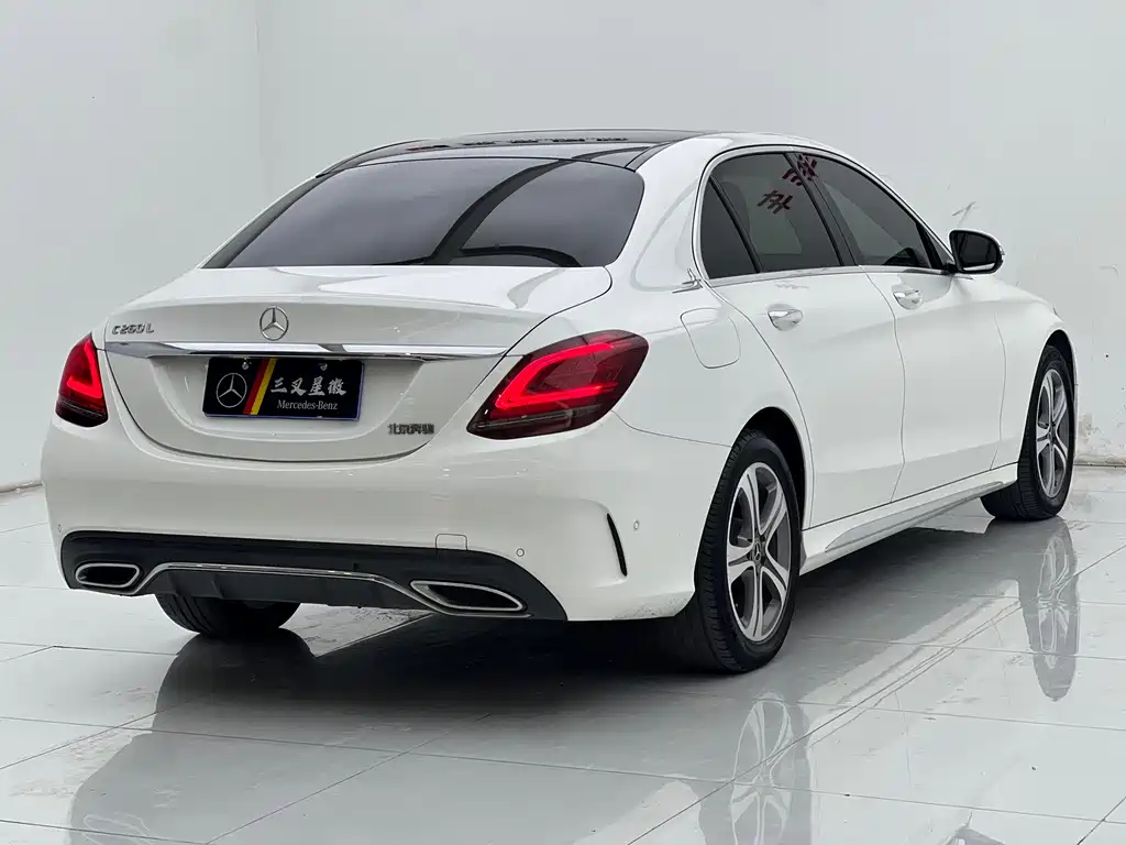Mercedes-Benz C-Class 2020 — фото 12
