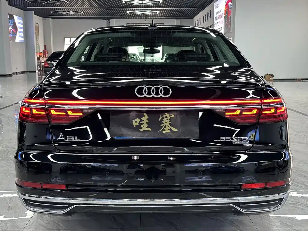Audi A8 2020 — фото 4