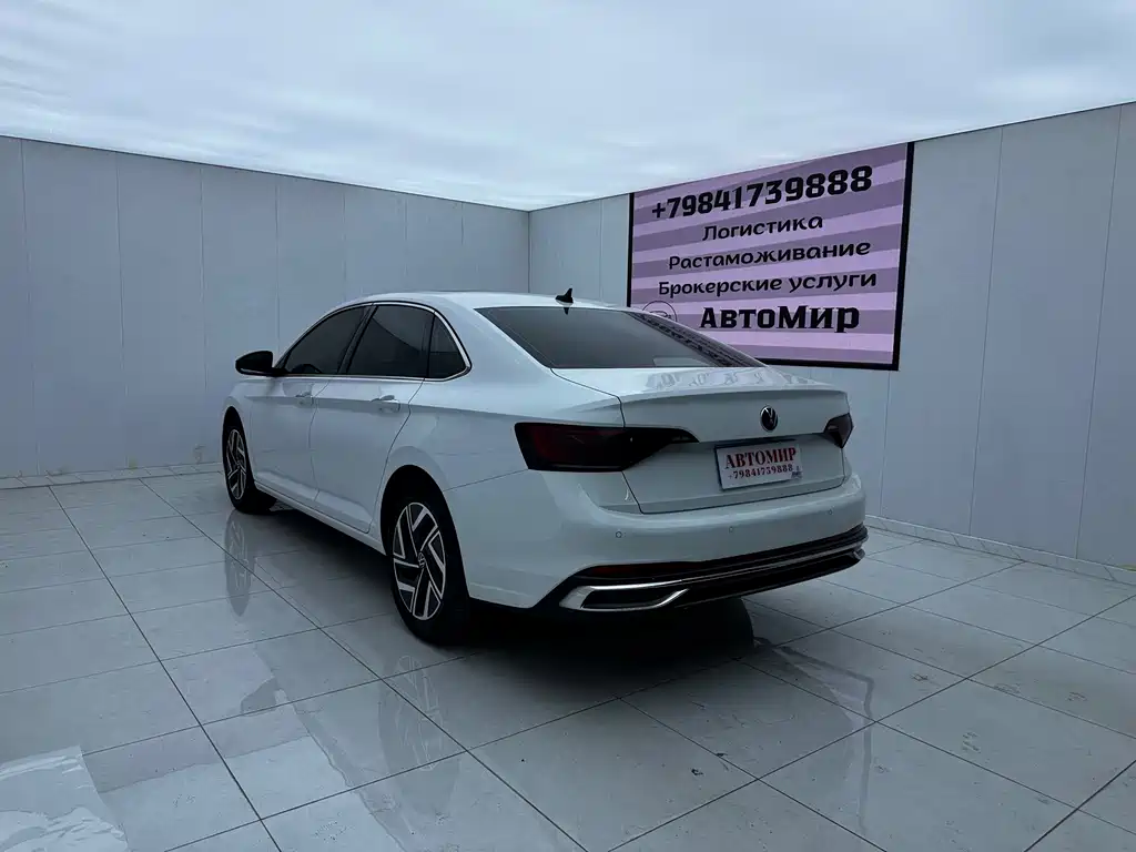 Volkswagen Sagitar 2022