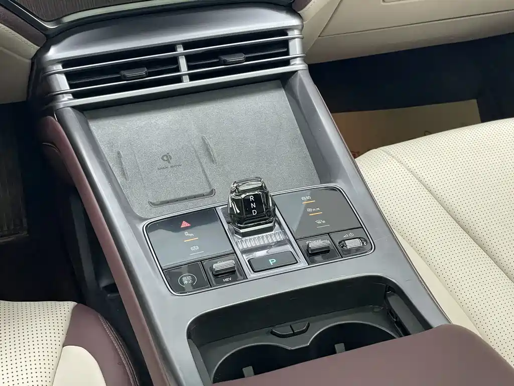 BYD Seal 2023 — фото 13