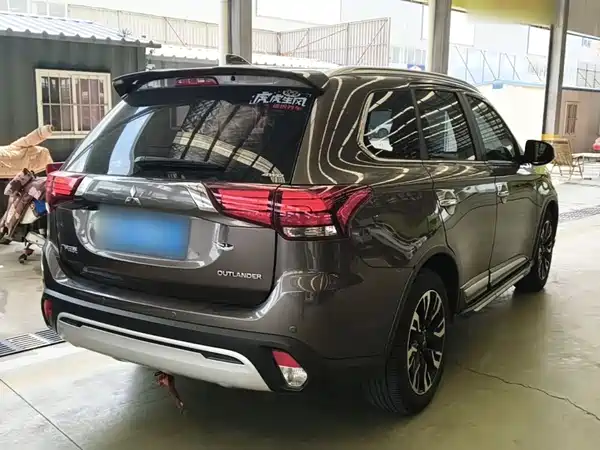Mitsubishi Outlander 2019