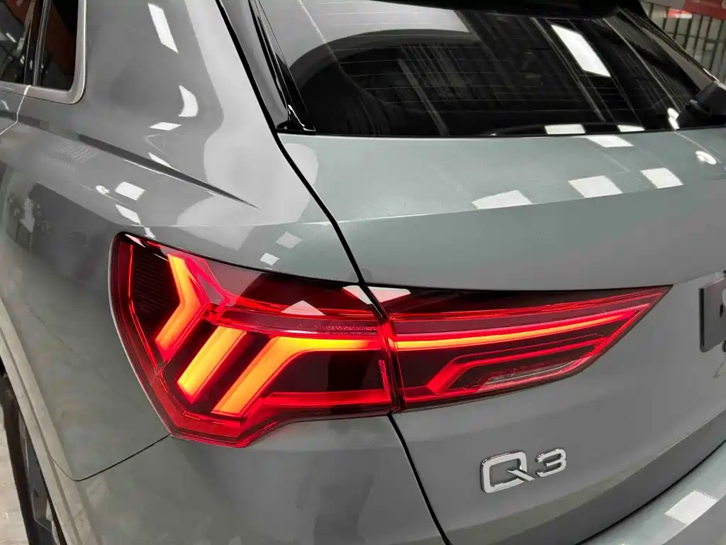 Audi Q3 2022 — фото 19
