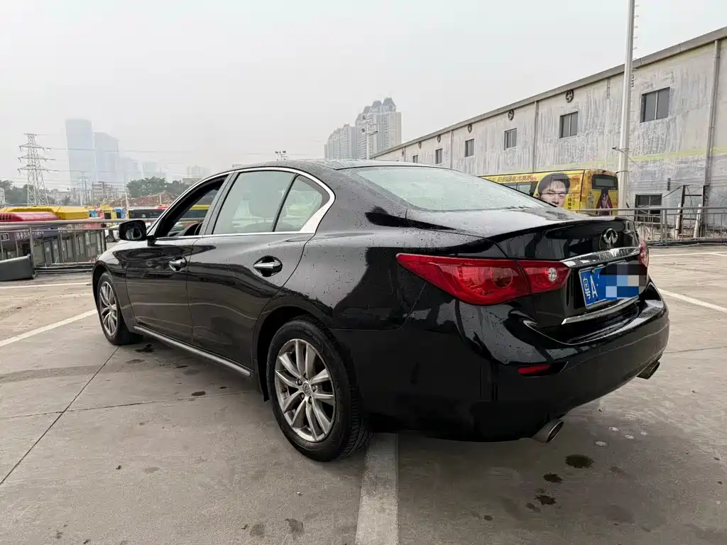 Infiniti Q50L 2015 — фото 6