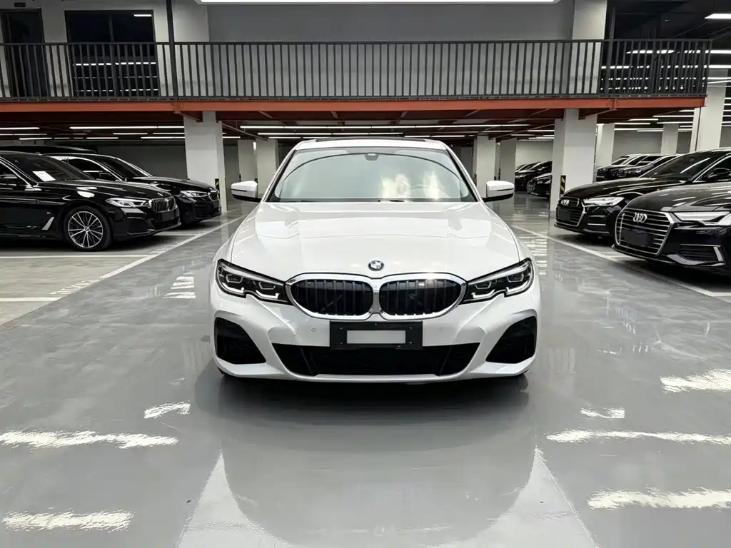 BMW 3 Series 2021