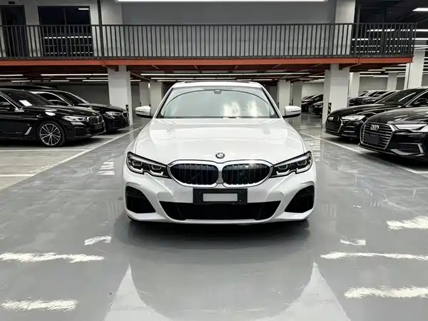 BMW 3 Series 2021