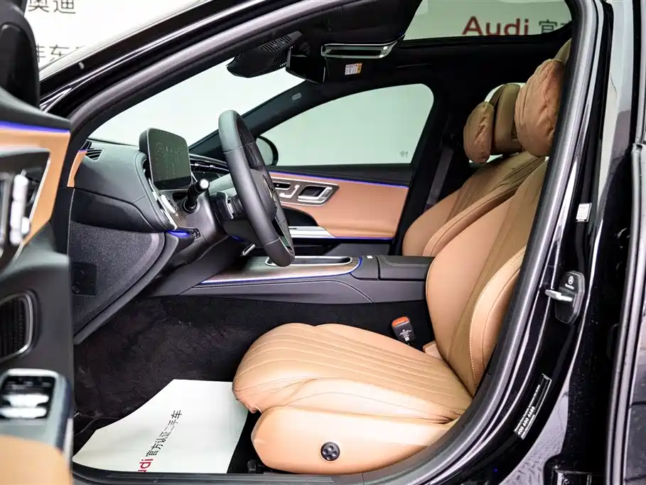 Mercedes-Benz E-Class 2025 — фото 10