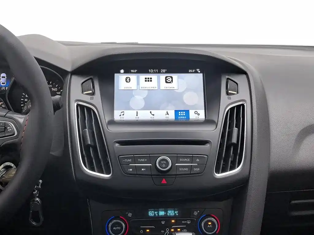 Ford Focus 2016 — фото 12