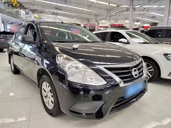 Nissan Sunny 2016