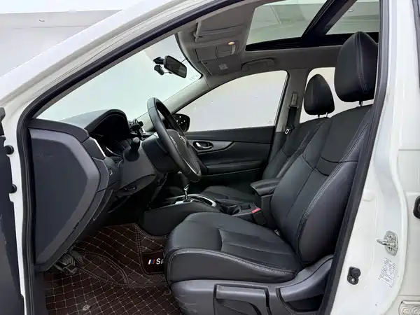 Nissan X-Trail 2015