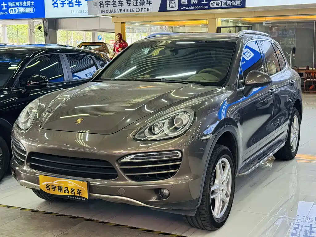 Porsche Cayenne 2013 — фото 1