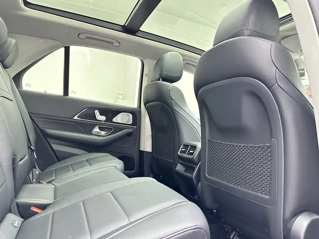 Mercedes-Benz GLE 2020 — фото 15