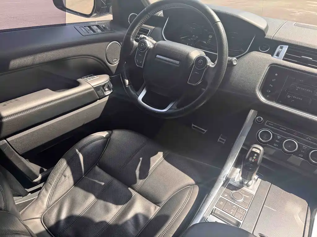 Land Rover Sport 2016 — фото 16