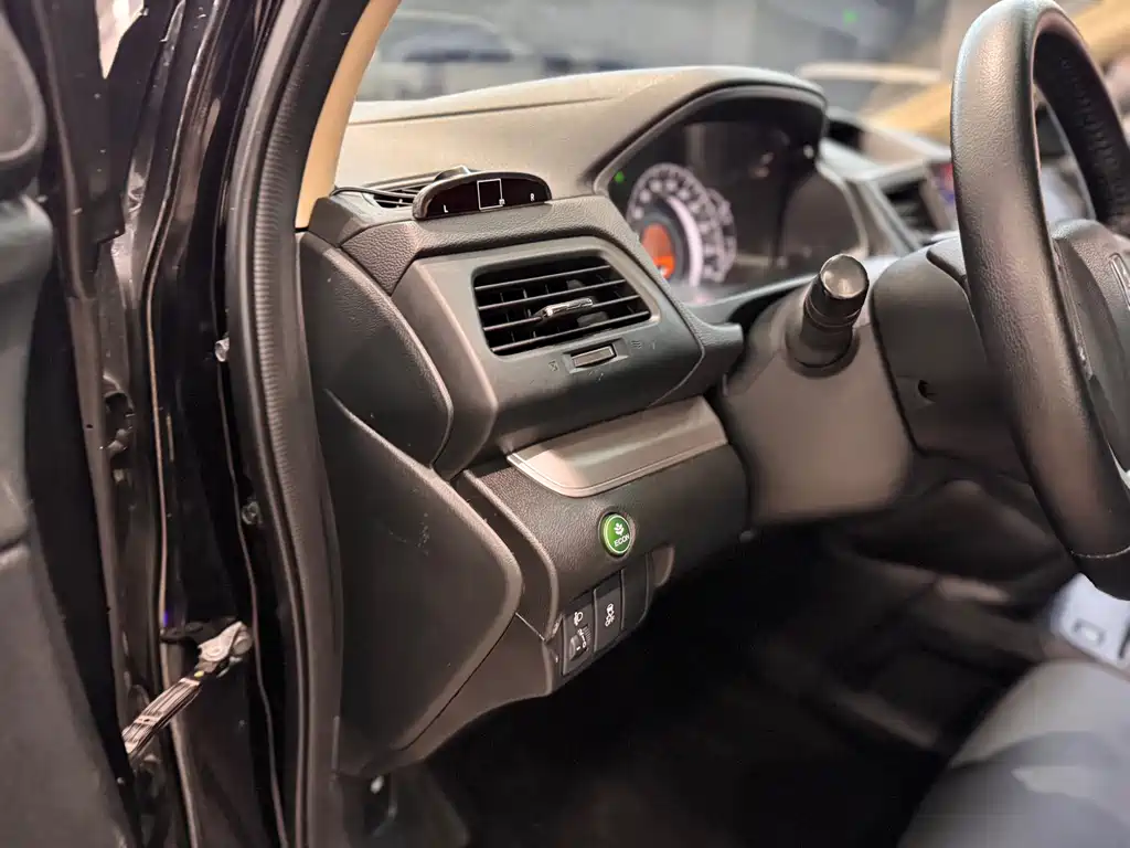 Honda CR-V 2015 — фото 24