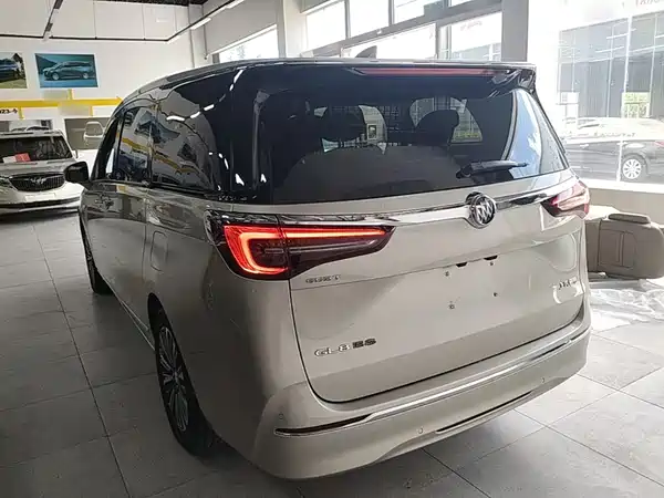 Buick GL8 2021