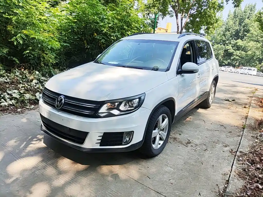 Volkswagen Tiguan 2014 — фото 2