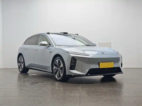 NIO ET5T 2025