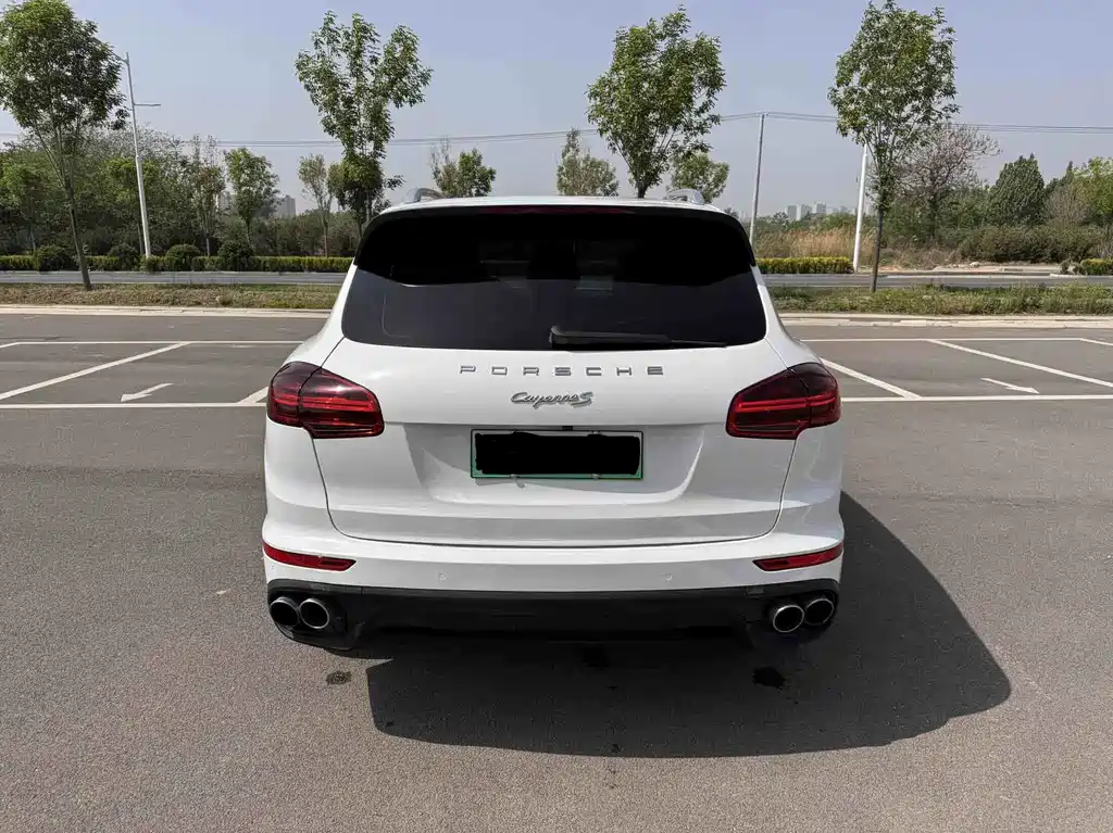 Porsche Cayenne Hybrid 2018 — фото 5