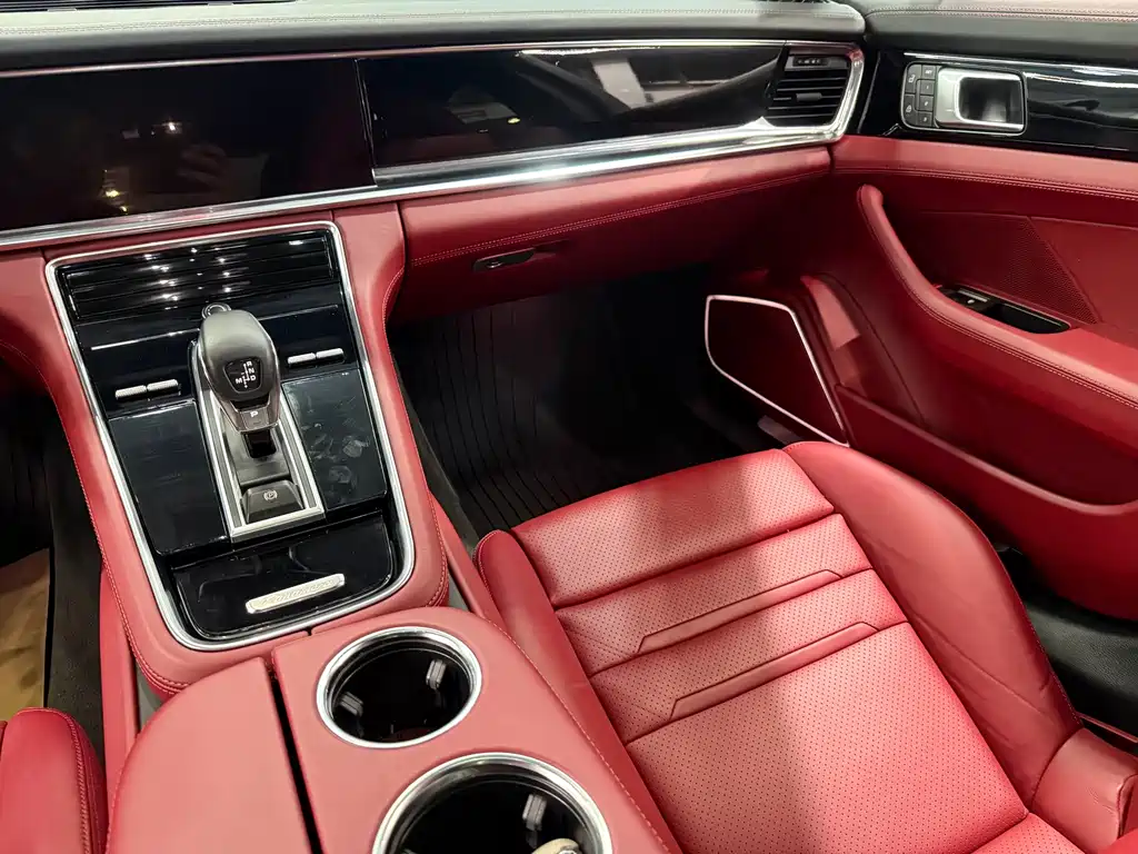 Porsche Panamera 2023 — фото 16