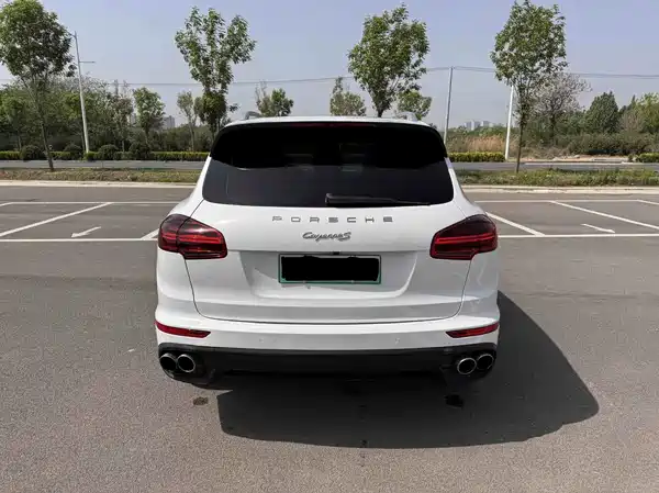 Porsche Cayenne New Energy 2016