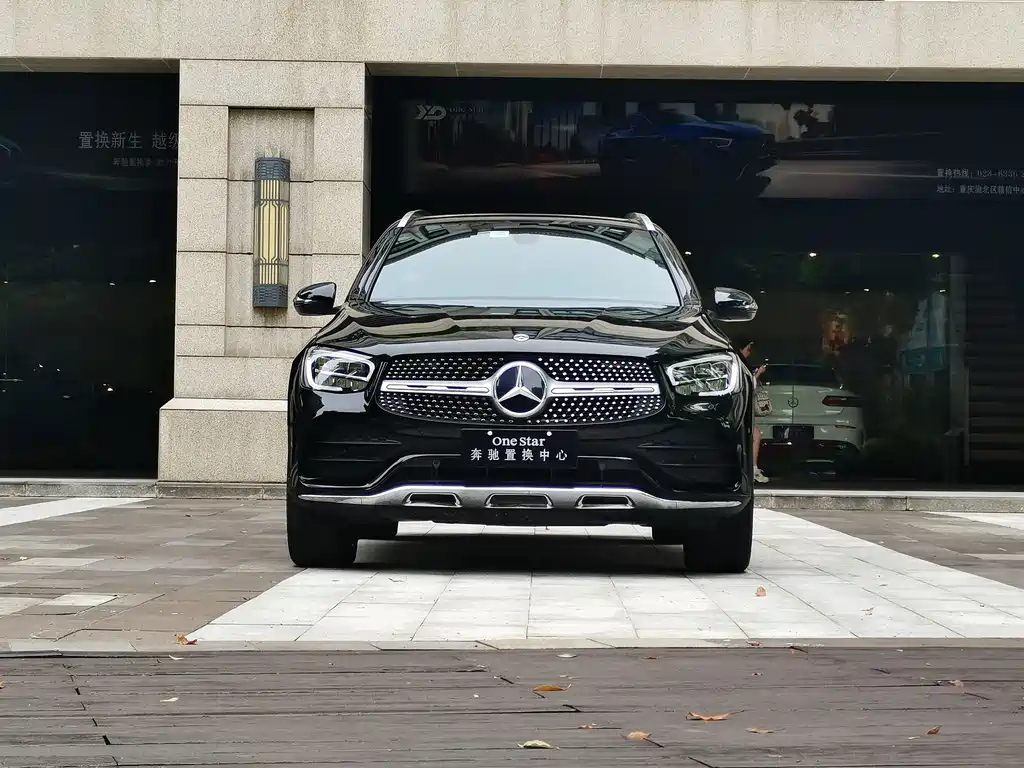 Mercedes-Benz GLC 2023