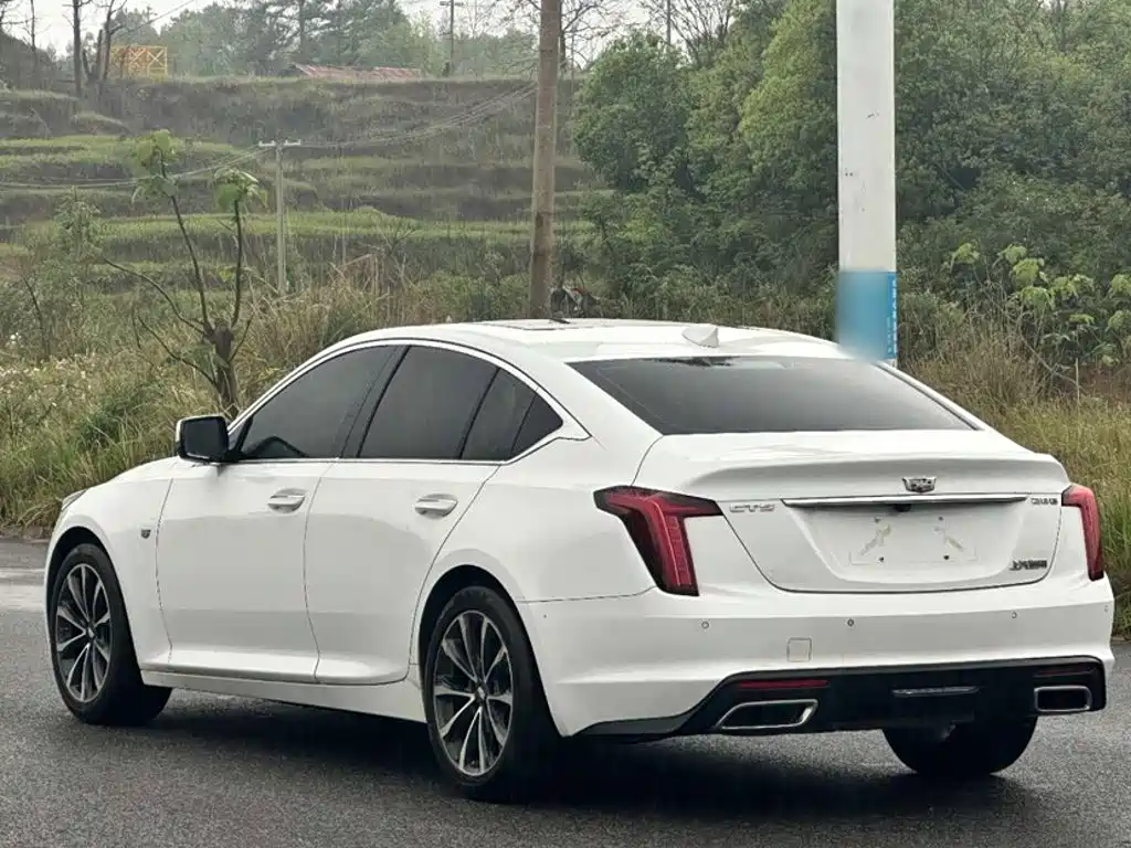 Cadillac CT5 2022 — фото 7