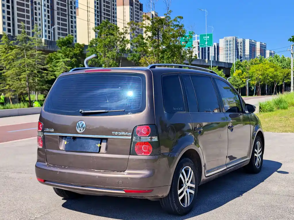 Volkswagen Touran 2013