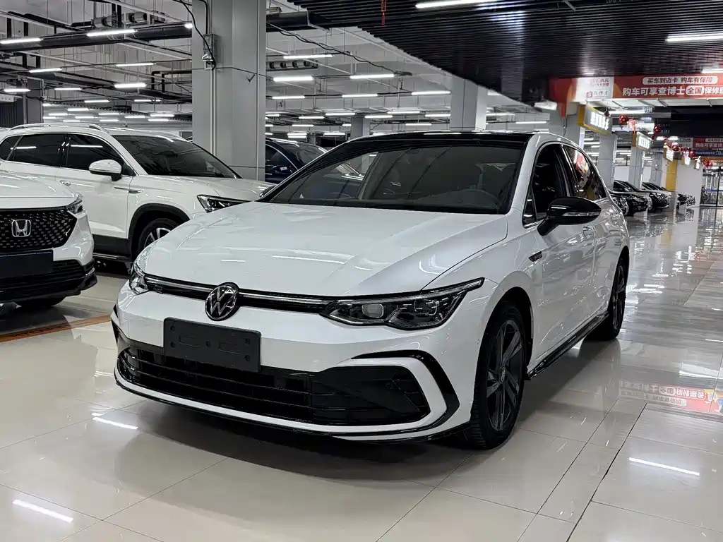 Volkswagen Golf 2022
