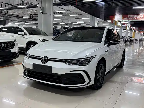 Volkswagen Golf 2022