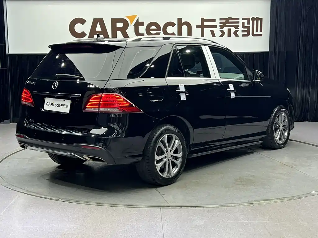 Mercedes-Benz GLE 2016