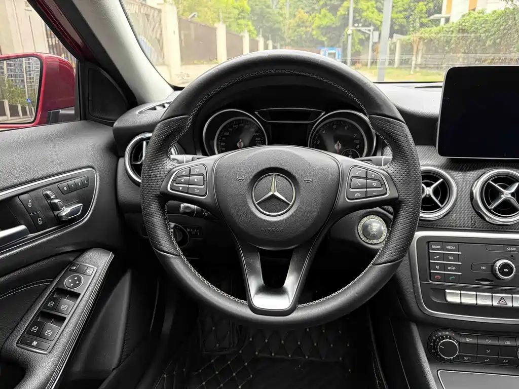 Mercedes-Benz GLA 2019 — фото 11