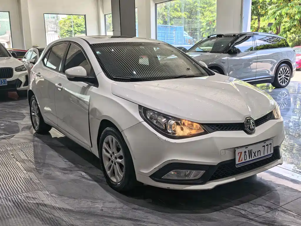 MG MG5 2013