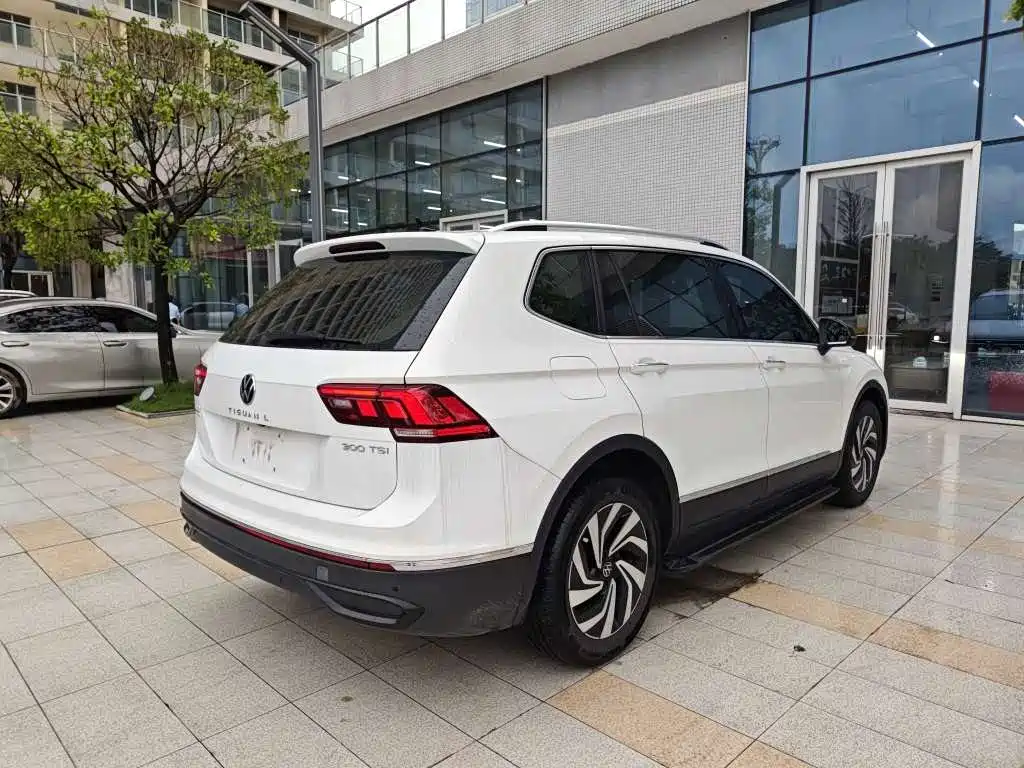 Volkswagen Tiguan L 2025 — фото 5