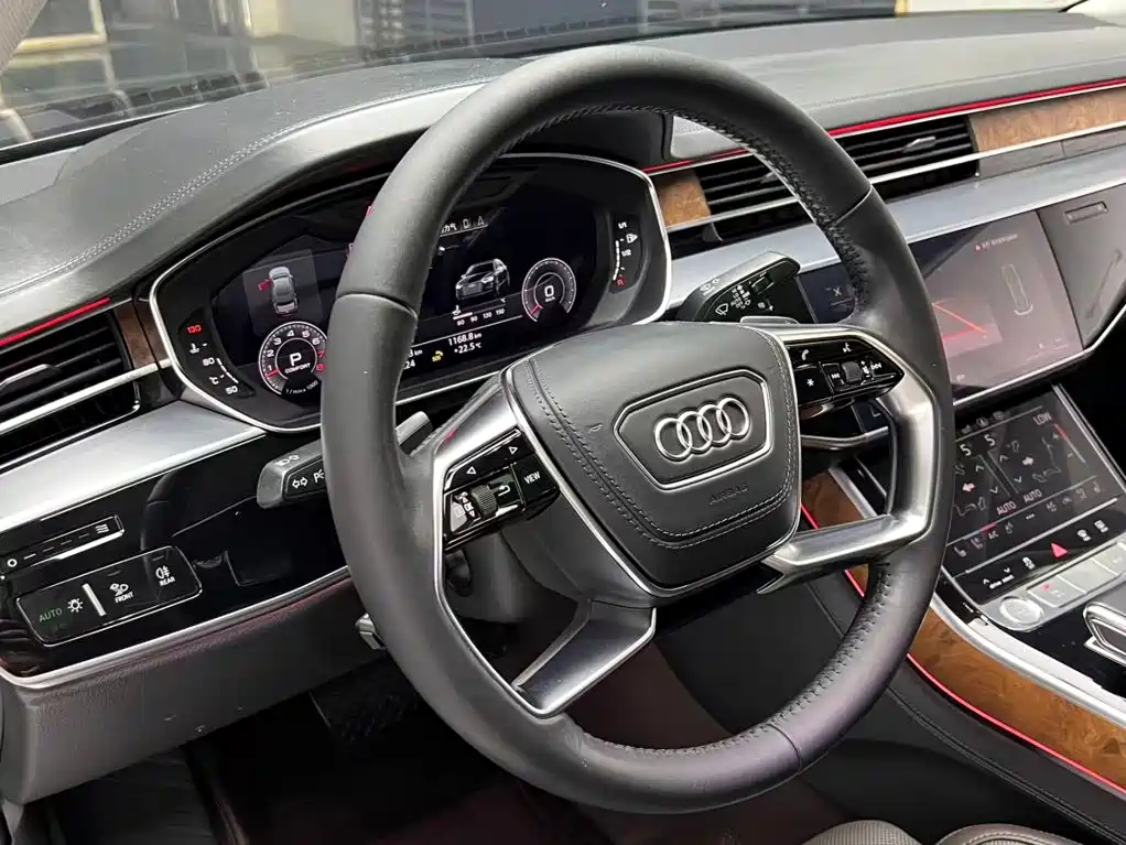 Audi A8 2020 — фото 9