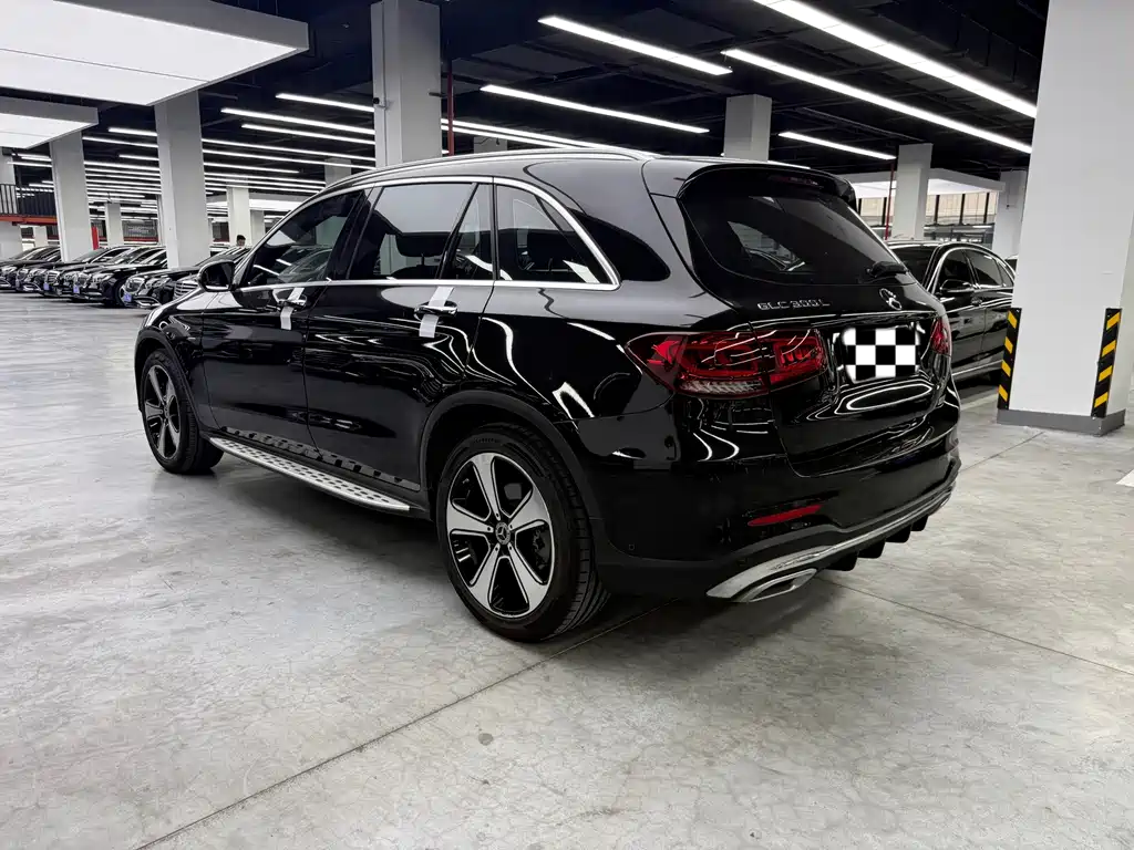 Mercedes-Benz GLC 2022 — фото 13