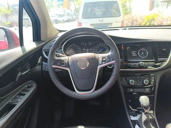 Buick Encore 2018