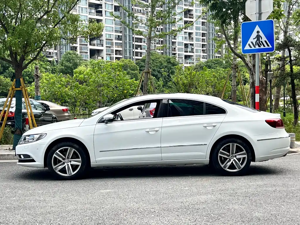 Volkswagen CC 2015 — фото 8