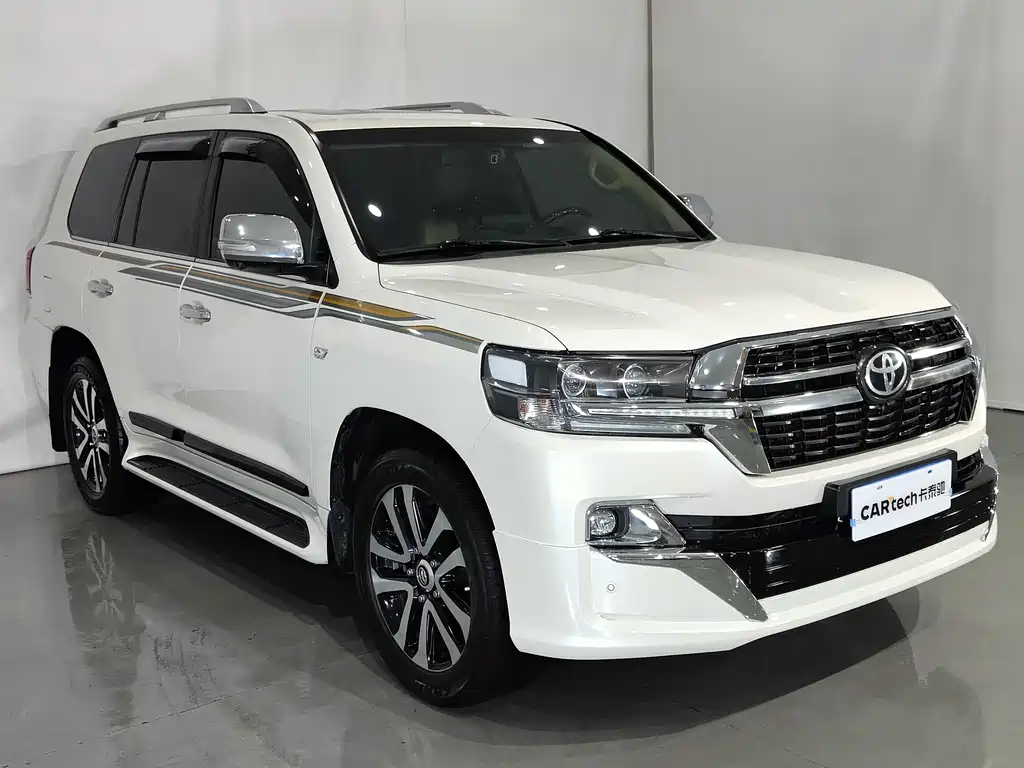 Toyota Land Cruiser 2019 — фото 3
