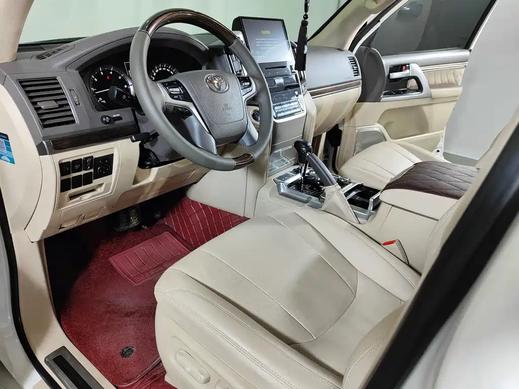 Toyota Land Cruiser 2019 — фото 4