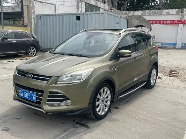 Ford Kuga 2014