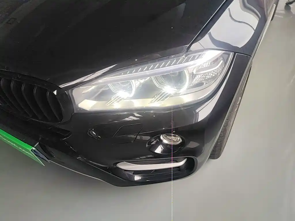 BMW X6 2015 — фото 18