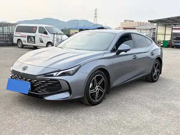 MG MG7 2023