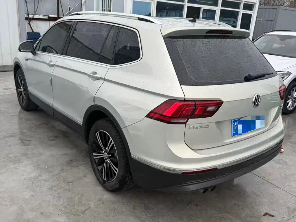 Volkswagen Tiguan L 2019 — фото 8